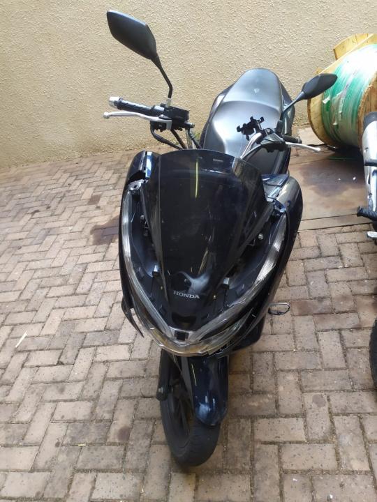 Foto 3 de 4 — Motociclista é preso por tráfico em Araraquara; maconha e ecstasy foram apreendidos